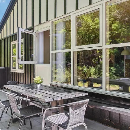 Amazing In Vaeggerlose With Kitchen * Bøtø By